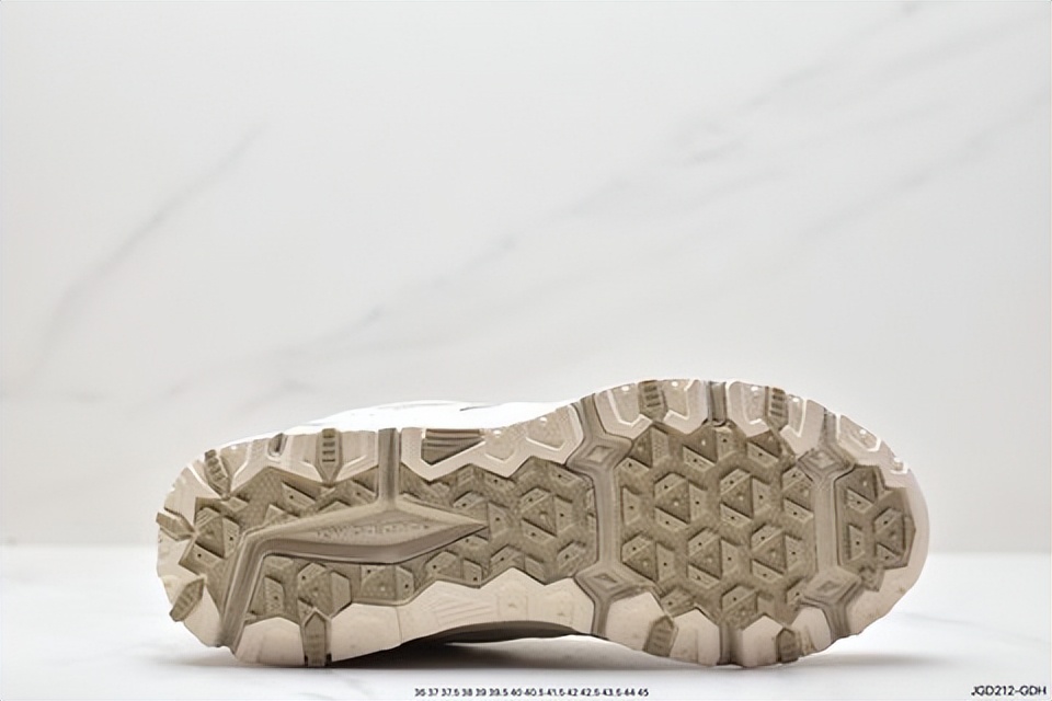 人本鞋质量怎么样,鞋质量好与坏的区别