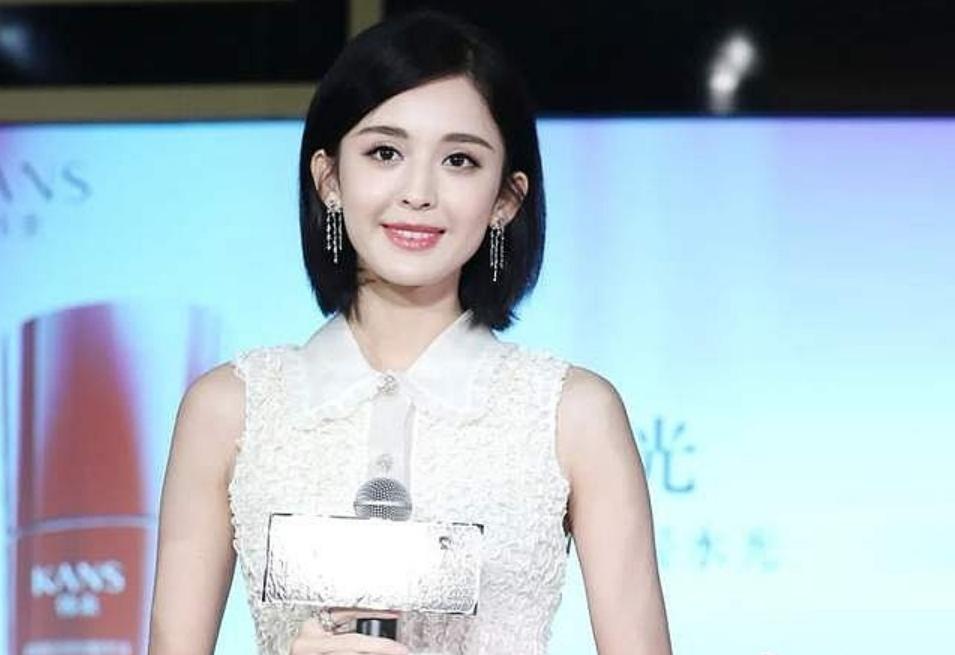 潮汕老板高薪挖美女，花40亿蹭流量，公司要上市却被质疑吃老本？