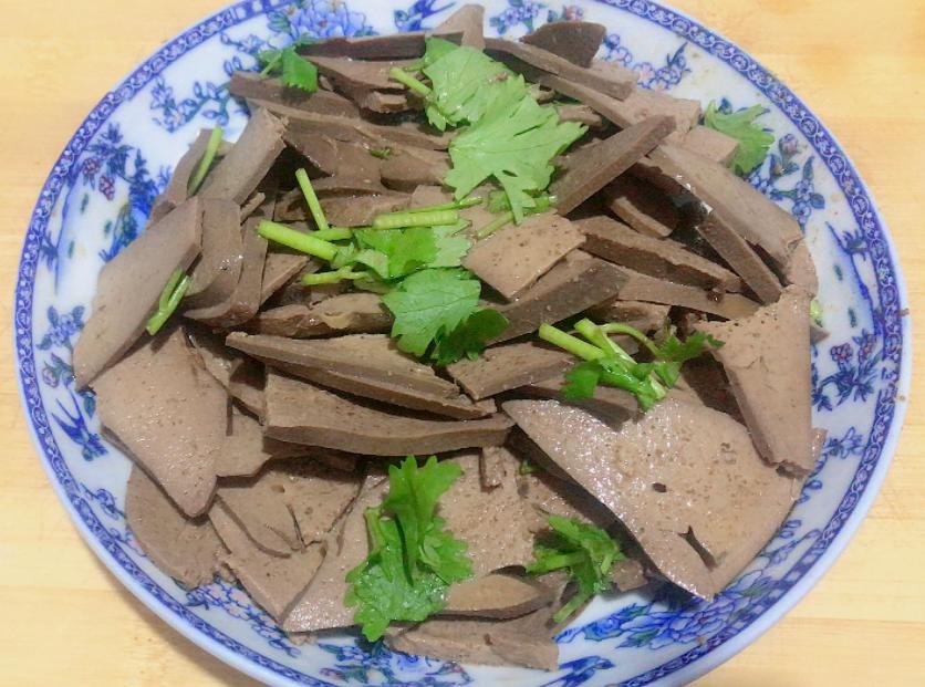 老人补铁补血的蔬菜,老年人缺铁贫血吃什么食物