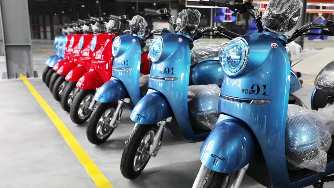 站在风口上啃硬骨头松吉电动车内销与外销比翼齐飞