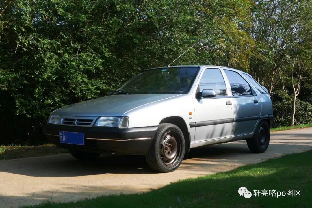 三厢神龙富康988有多重,2006款神龙富康1.4