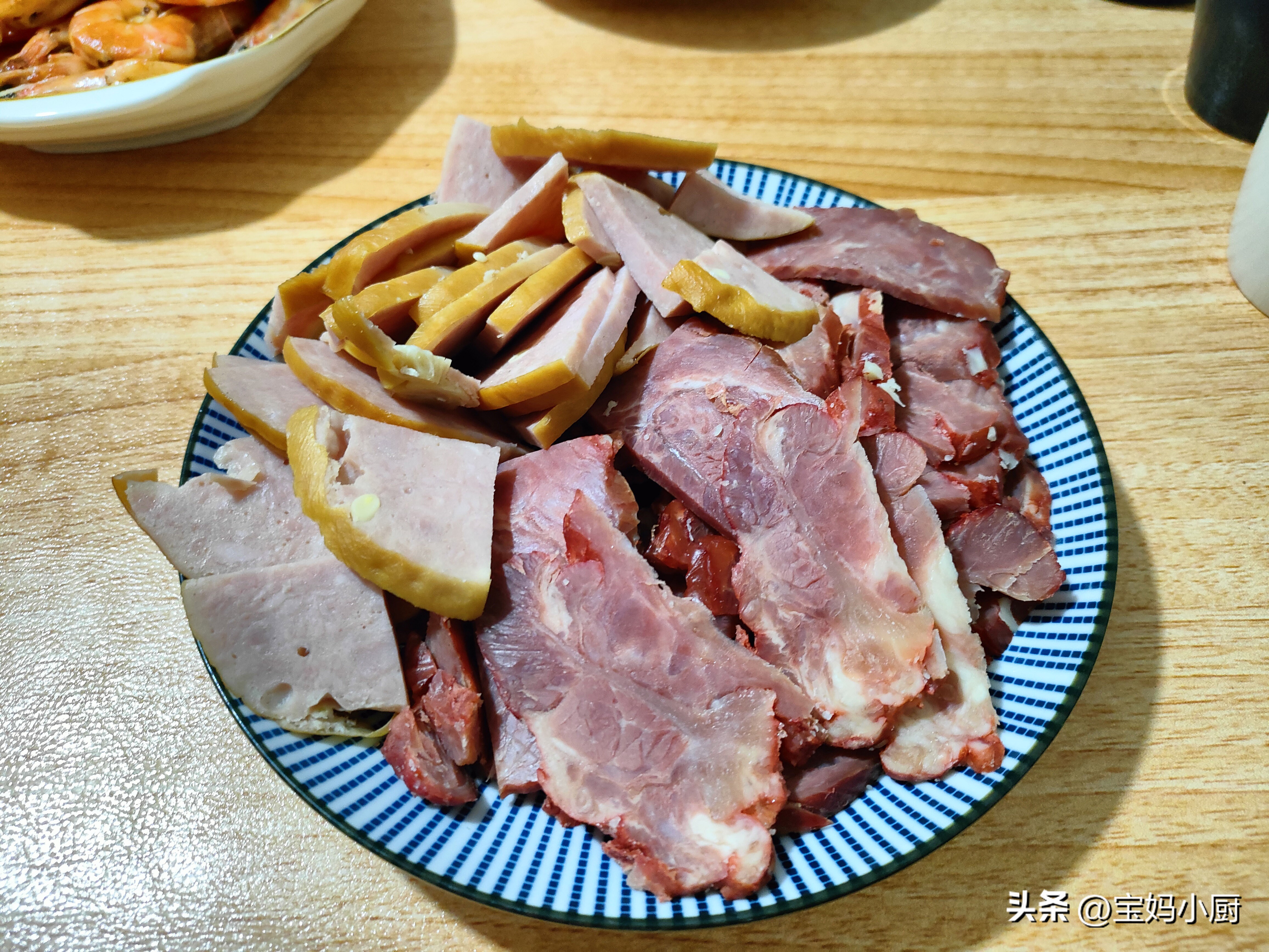 一家四口秋季晚餐，6道菜，补而不燥，荤素搭配，全家喜欢