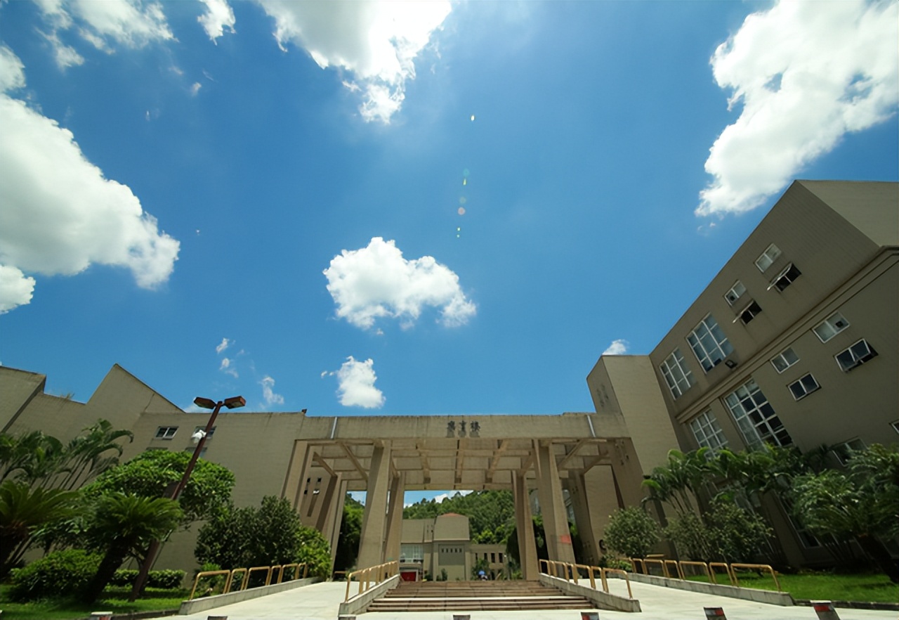 2022高考录取分数线能比往年低吗,2022年各省高考分数线多少