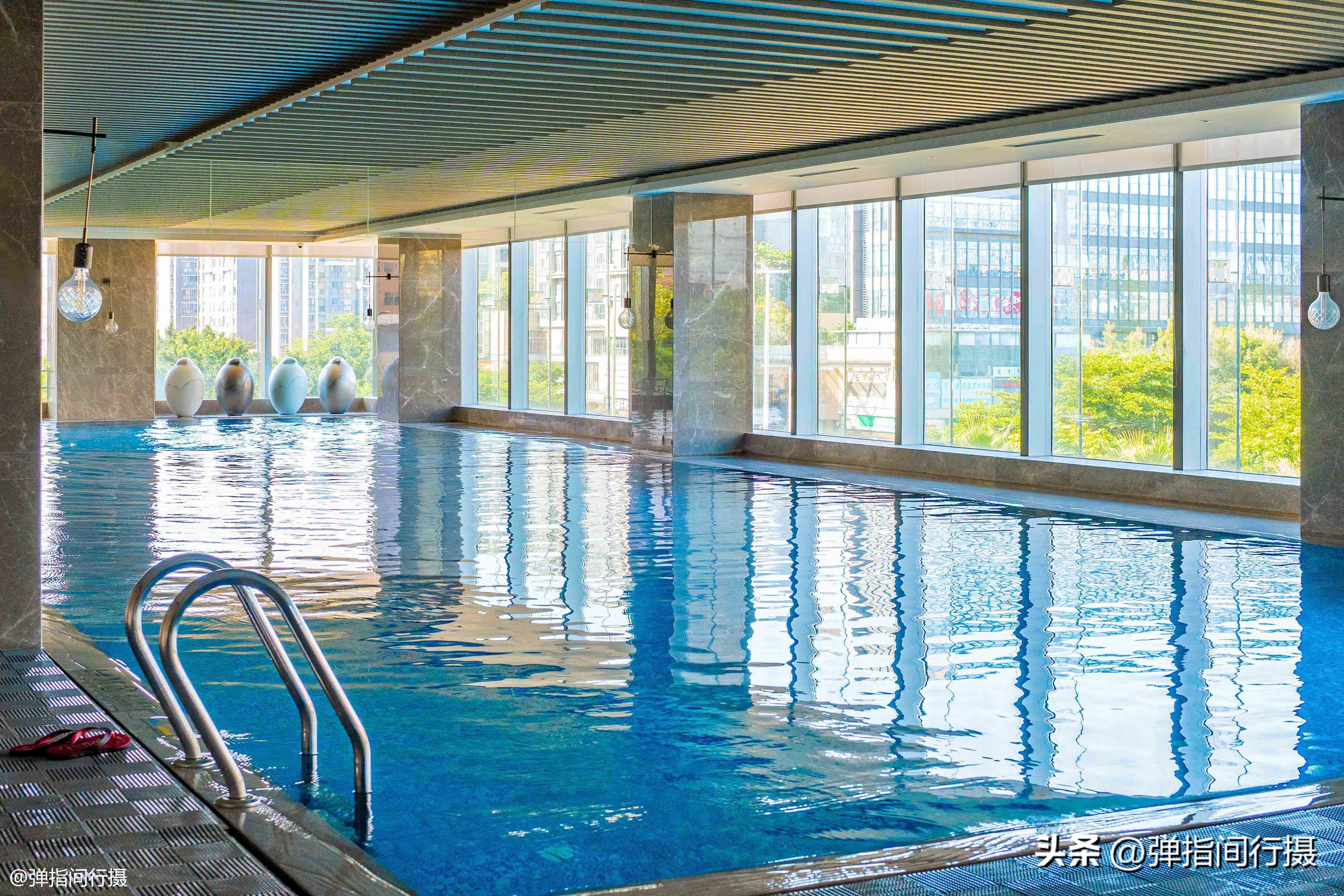 旅居深圳的日子,旅居办公两不误