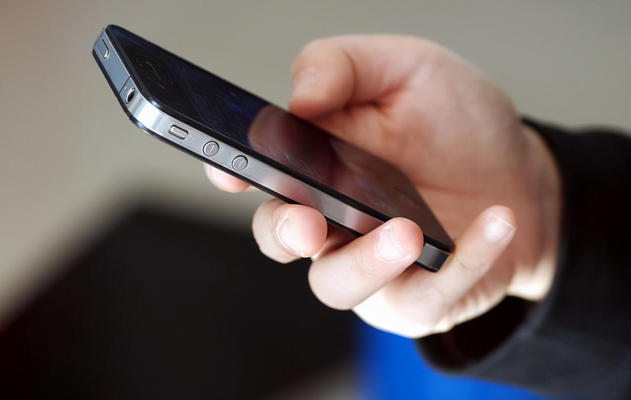 手机的飞行模式原来是这样用的,原来手机的飞行模式是这样用的