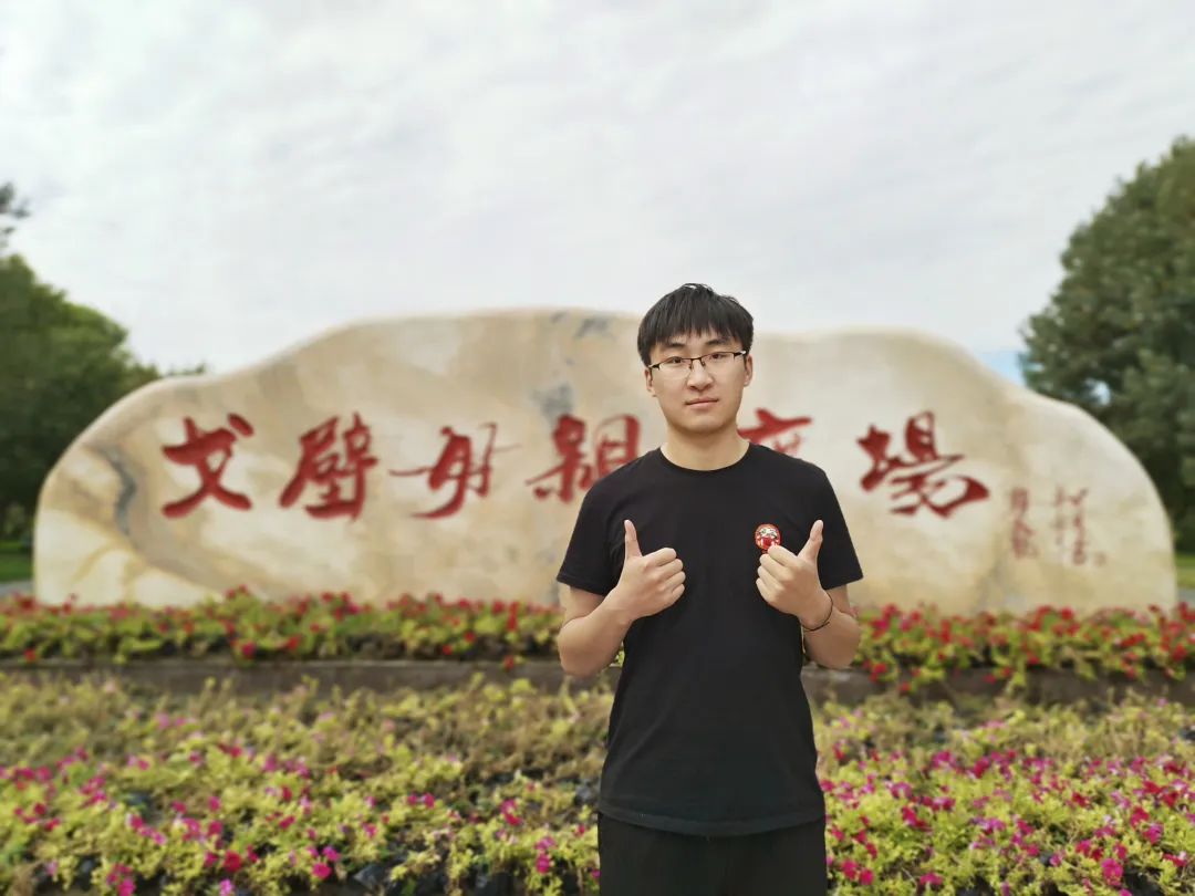 石大校园新生报到,石大返校辅导员