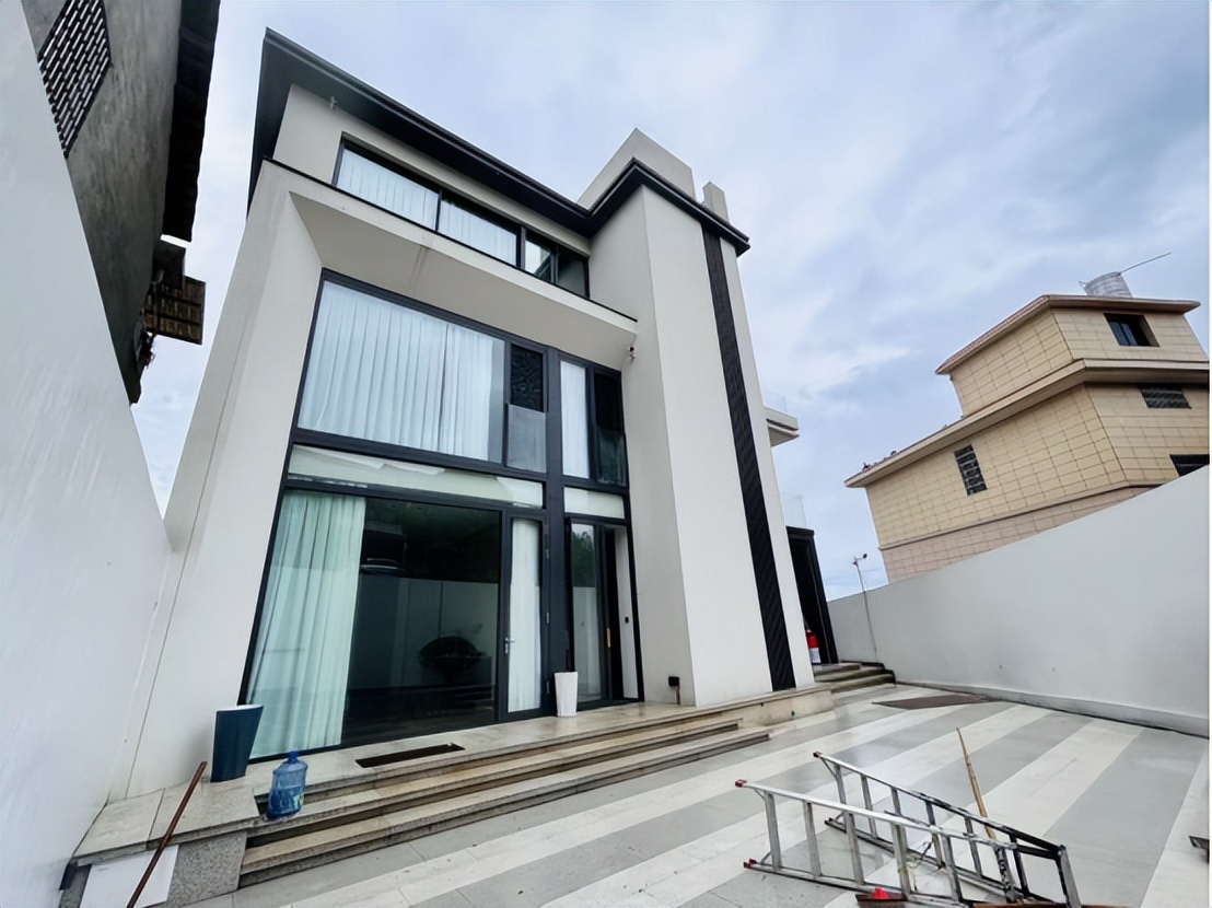 乐奇门窗全屋定制,乐奇门窗只做高品质