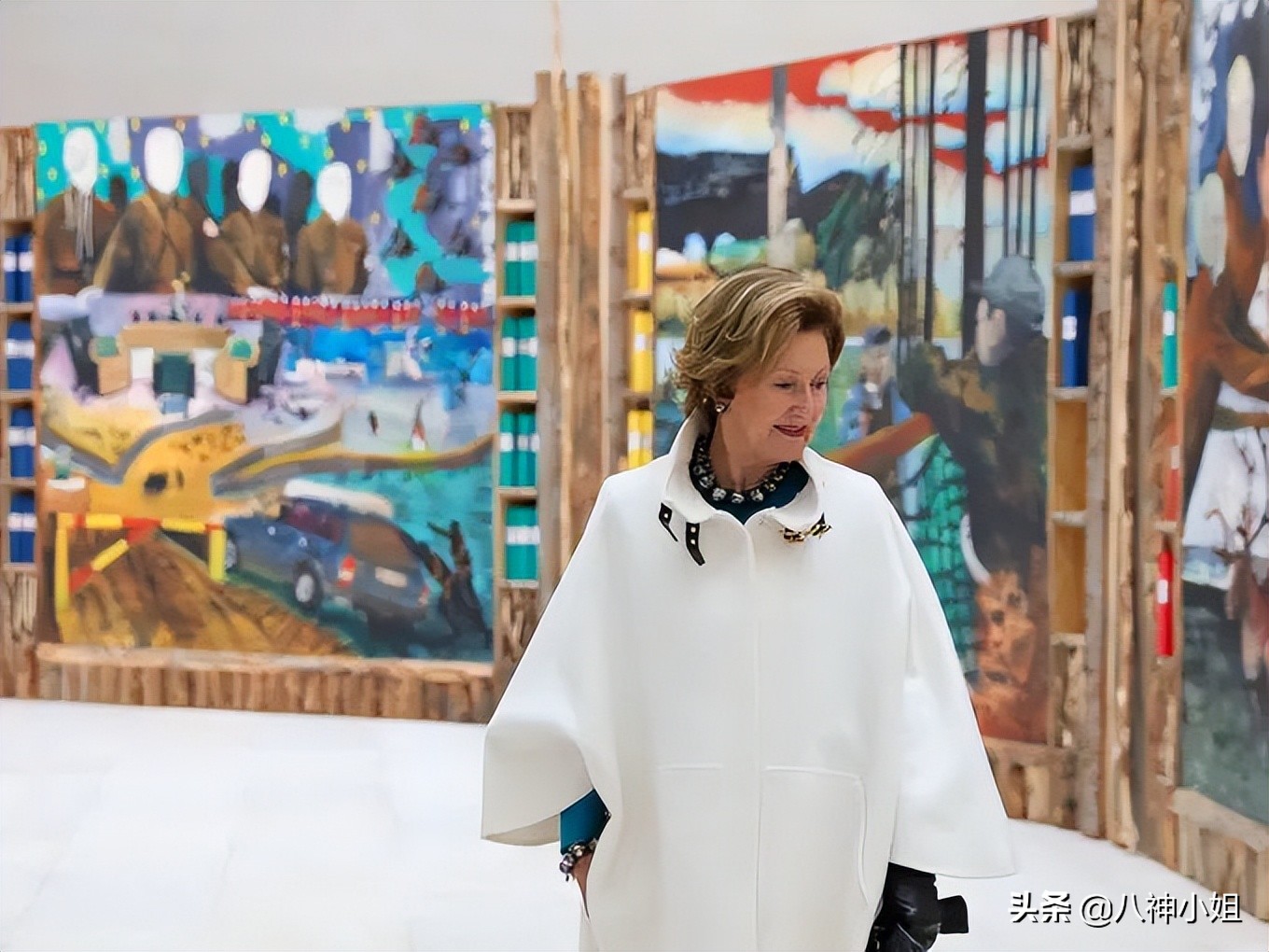 85岁平民王后替夫出席公务，大牌不断，婚姻竟然是欧洲最美满的？