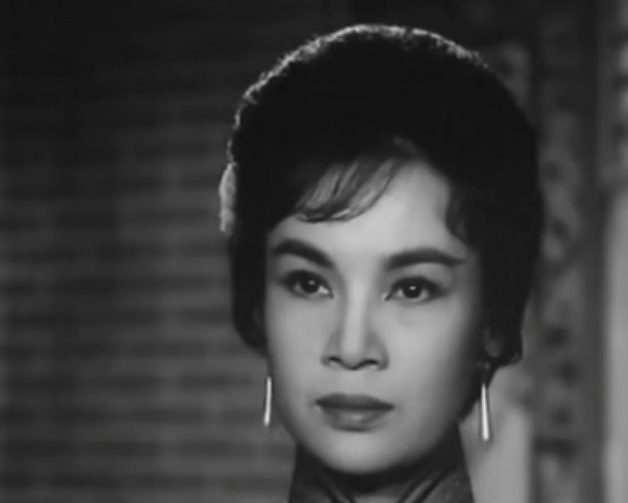 《射雕》演员太坎坷,孤独离世、酒店猝死、开煤气自杀,令人惋惜