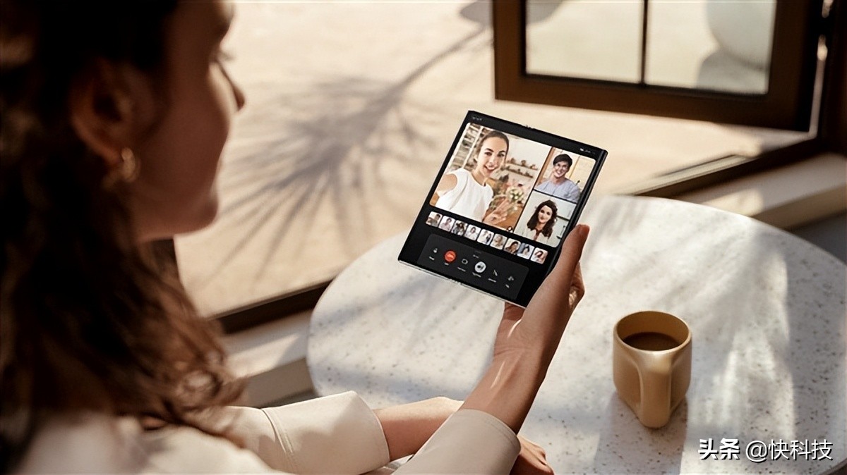 华为matexs2折叠屏幕硬度测试,华为matex2超轻薄