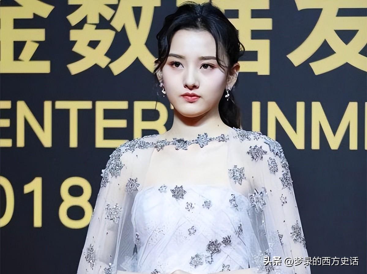 脖子丑的女星,被丑脖子拖累的女星