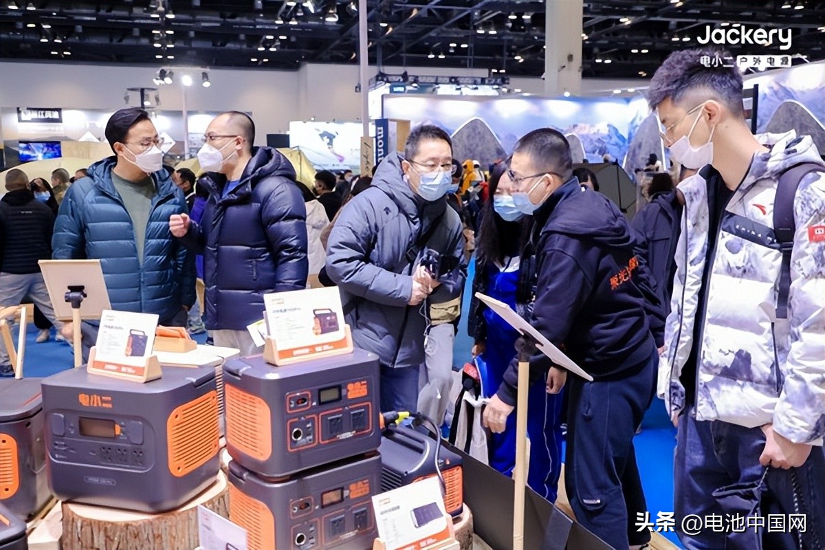 抢眼ISPO现场：Jackery电小二光充户外电源3000Pro国内首秀