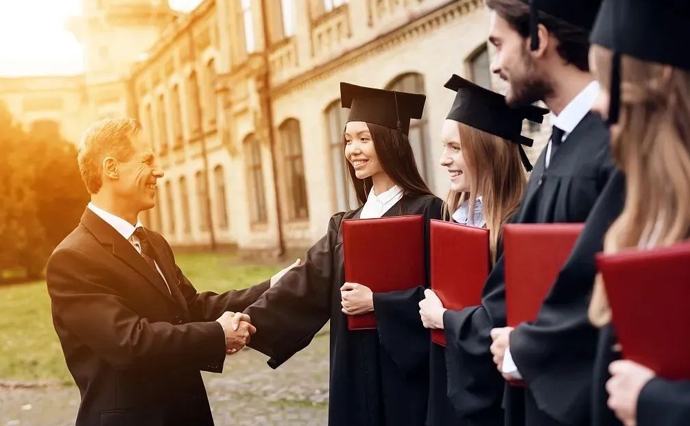 在职金融双证博士招生,双证博士入学要求