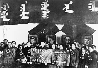 为什么只有*产党共**能实现民族团结?