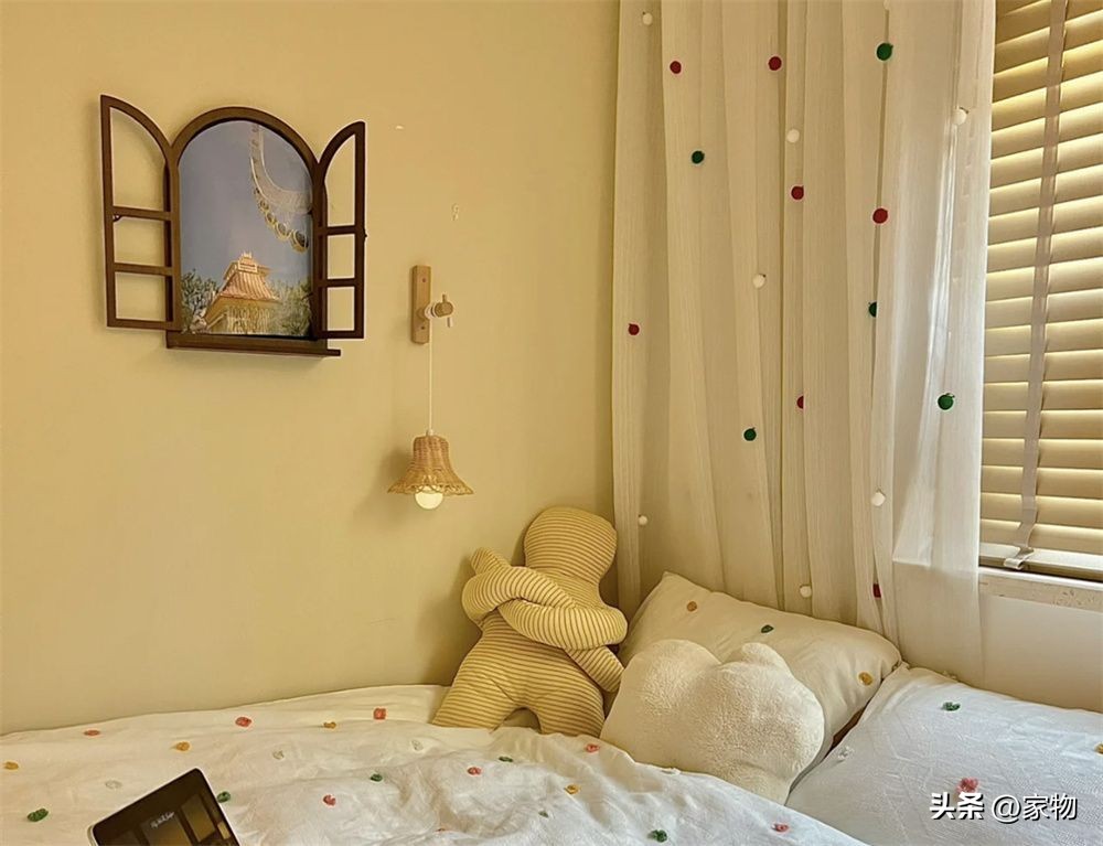 卧室感觉太大软装该怎么布置,卧室装修不好看怎么补救