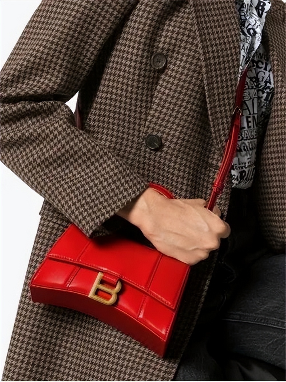 流行的大包包是什么样的,夏季实用大包包有哪些款式