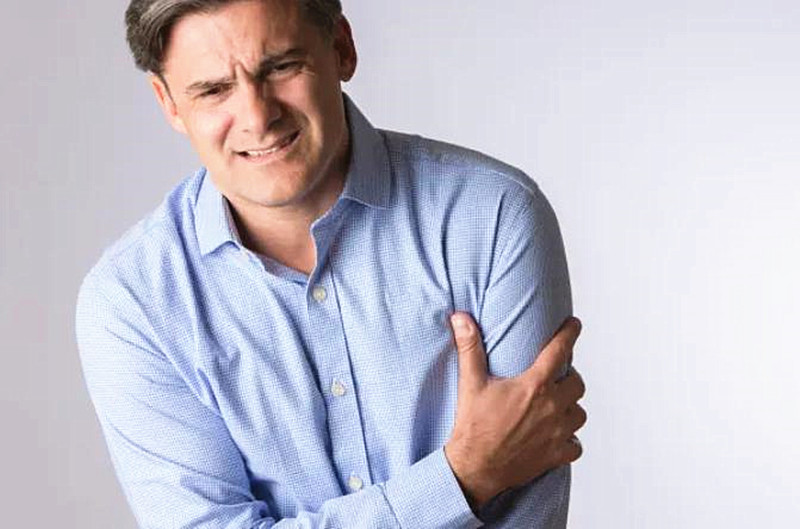 宸﹁兂鑶婄柤鐥涢绀虹潃涓夌鐤剧梾,宸﹁兂鑶婂悗鑳岀柤鐥涜鎯曚笁绉嶇梾