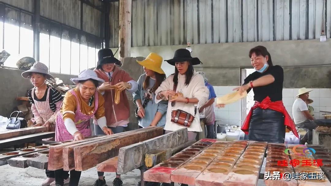 红糖糍粑体验,正宗红糖熬制