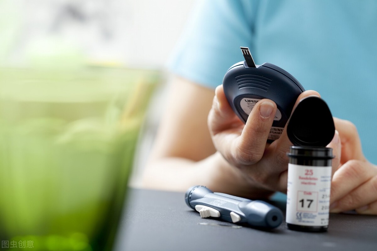 糖尿病人打完胰岛素低血糖怎么办,糖尿病打胰岛素血糖还是降不下来