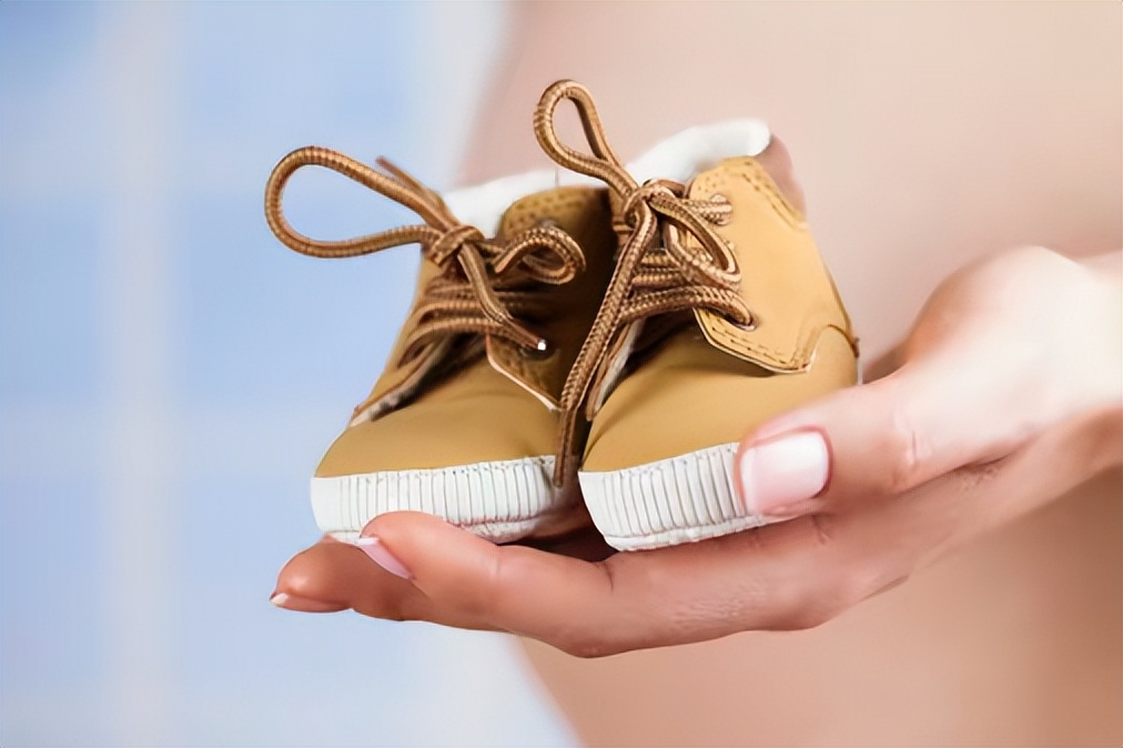 毒童鞋的危害视频,毒童鞋的危害