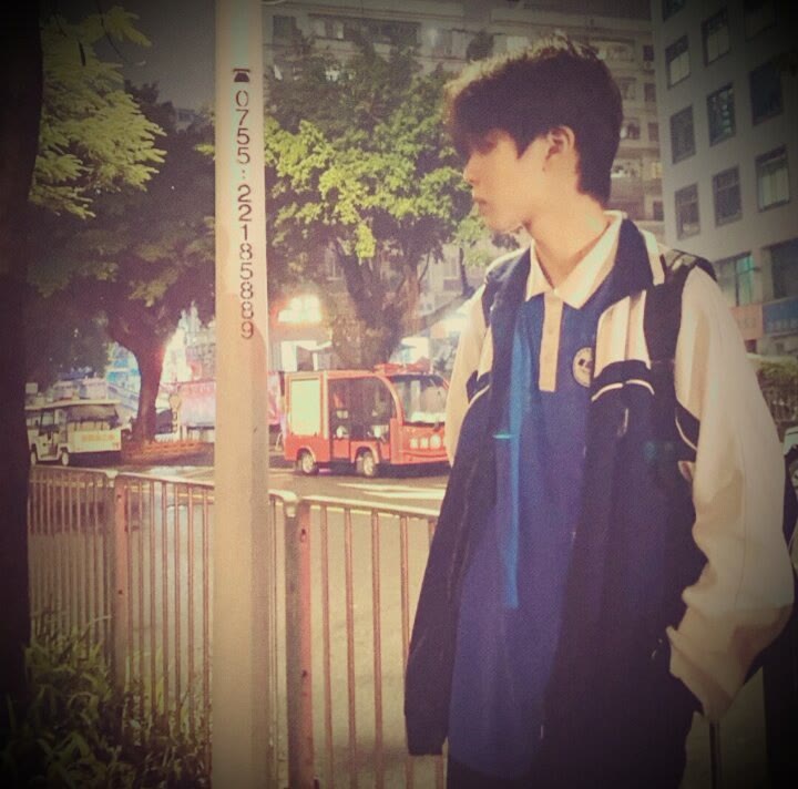 氛围感男生头像真人戴耳机,氛围感男生头像成熟稳重高清