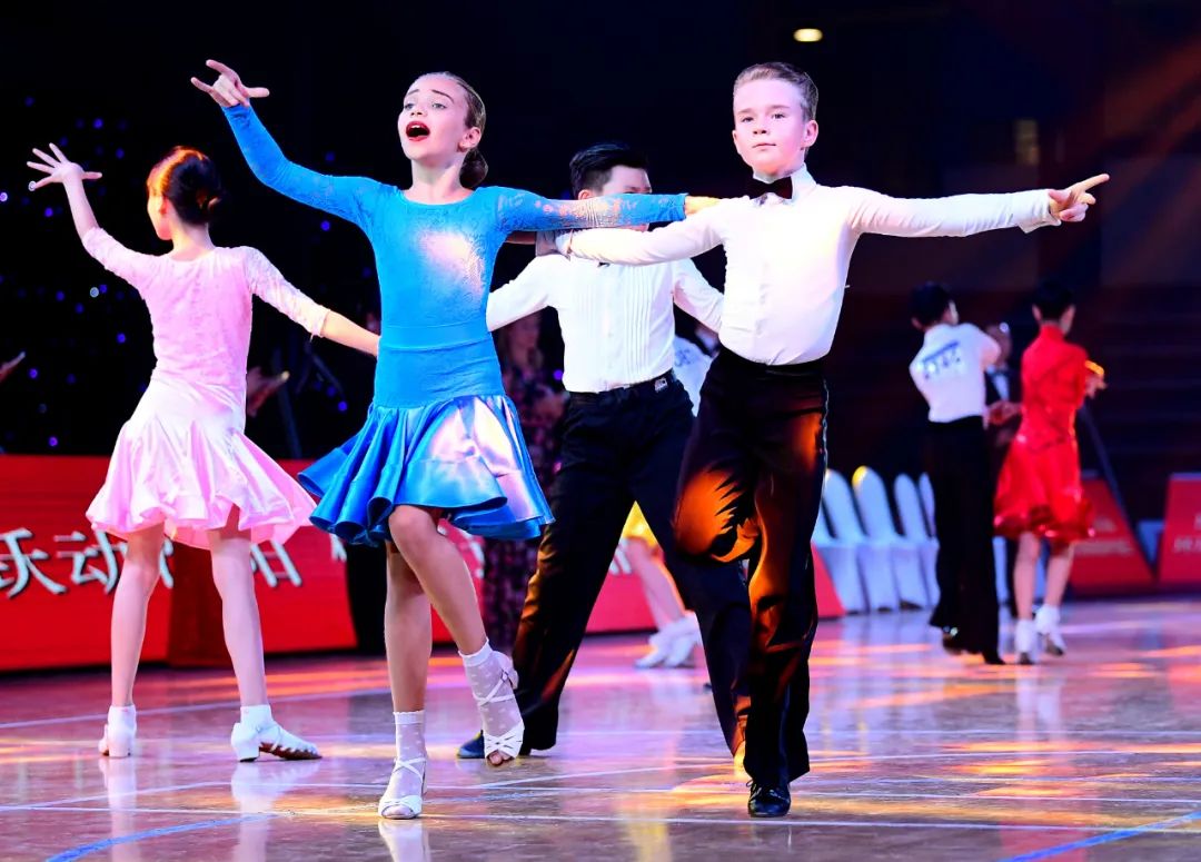 沈阳首届国际时尚体育节直播,一起动起来天津体育频道