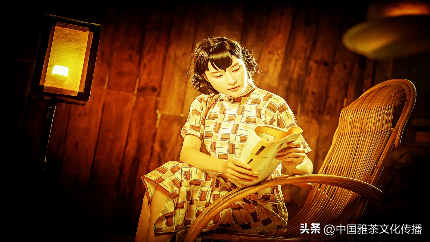 往事越千年人生弹指间意思解释,往事越千年人生弹指间的含义