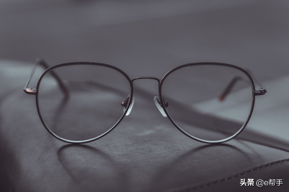 修复眼镜划痕原理,眼镜镜片划痕能修复吗