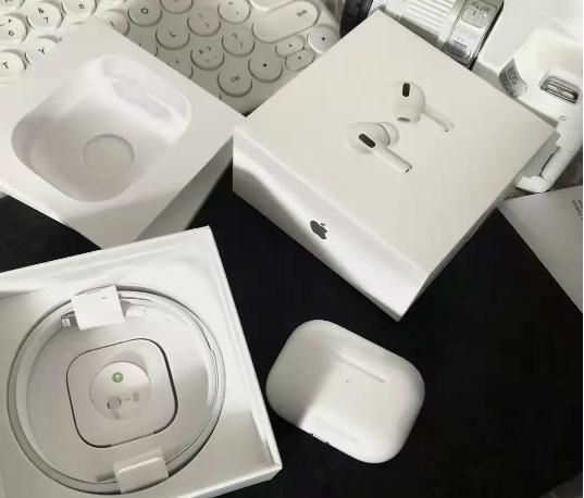 华强北airpodspro五代洛达测评,华强北四代耳机和airpods3区别