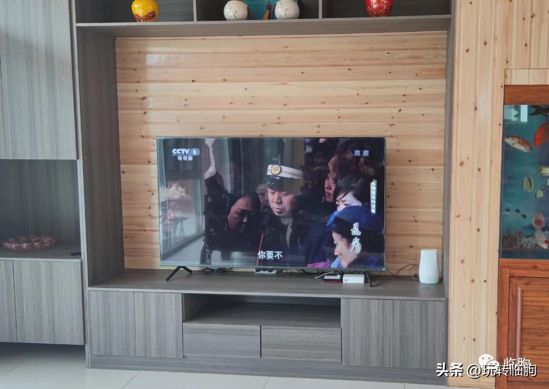 我家的电视自己打开,我家的电视