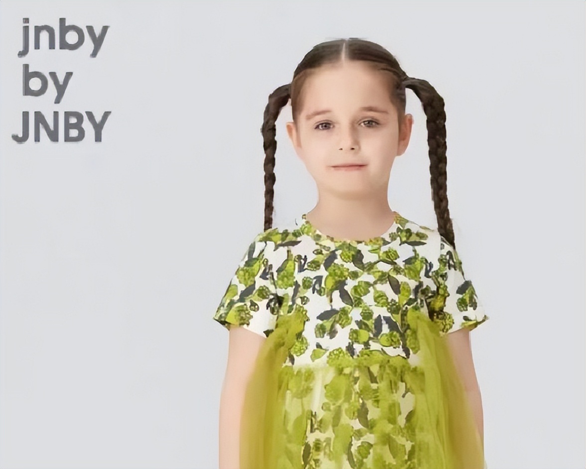 江南布衣童装再现诡异,江南布衣诡异的童装