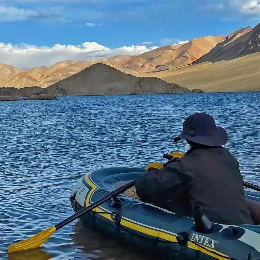 很久不换头像的男生,长期不换的微信头像男生