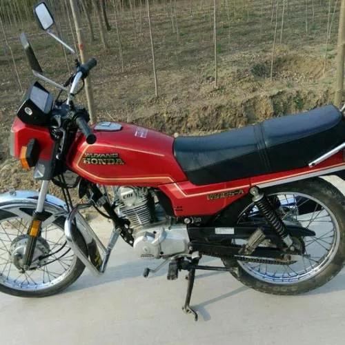 五羊本田125cc男装电喷摩托车,五羊本田cb250x摩托车最新款