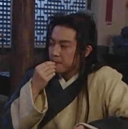 男生的秋裤上为什么有个小洞洞,为什么男生秋裤有小洞洞