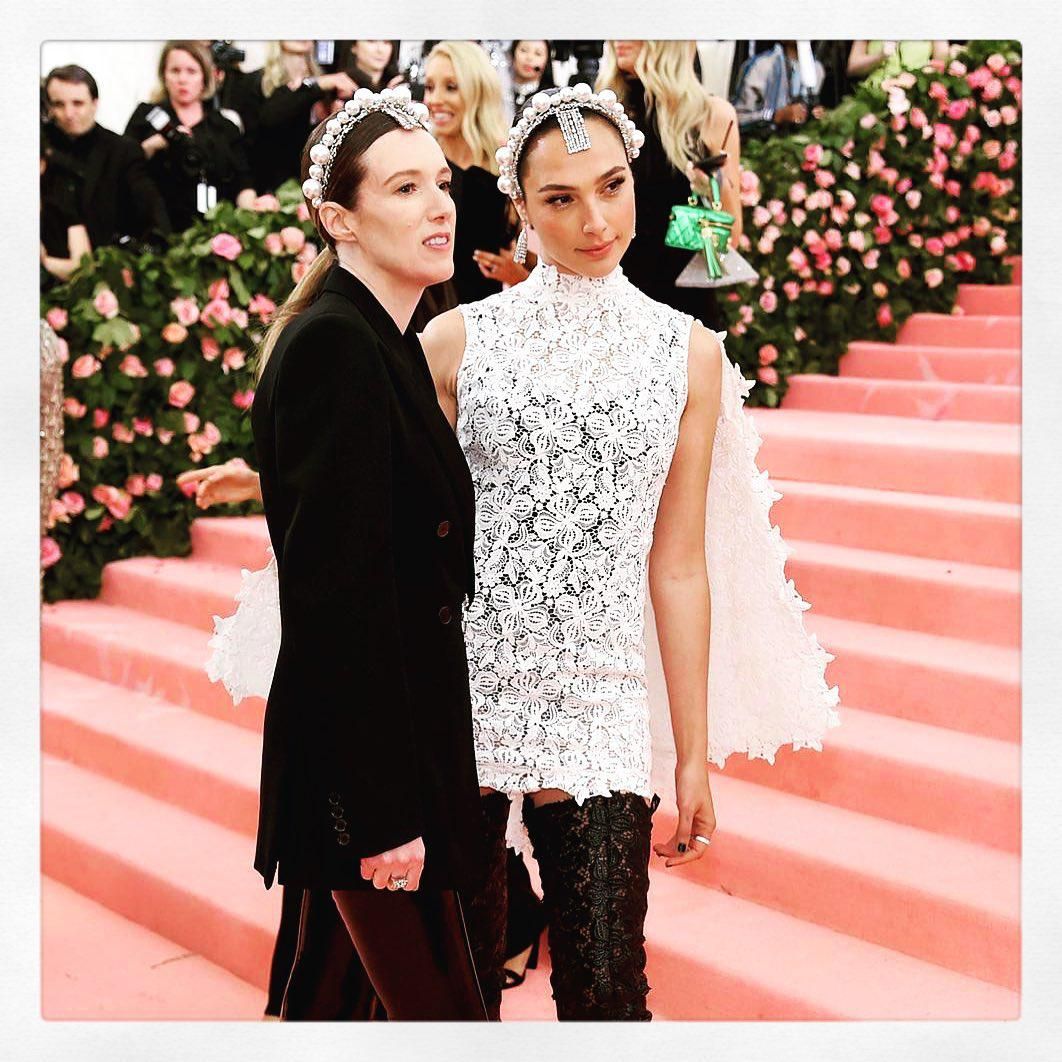 lisa和celine的穿搭风格,celine和lisa要到期了吗