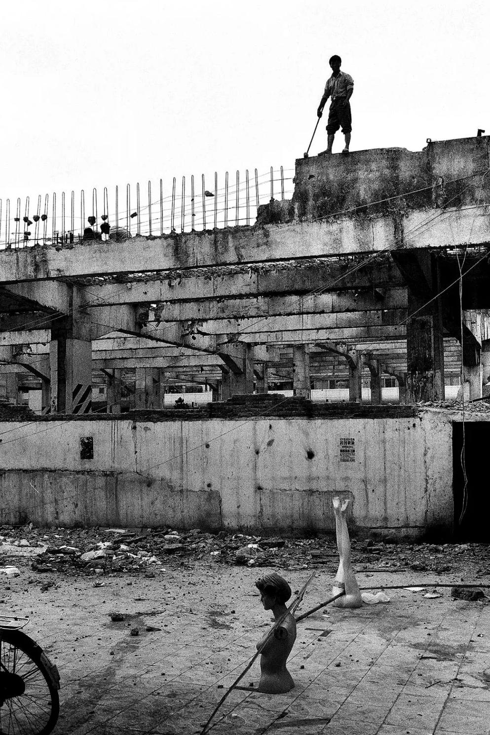 深圳出租房的蜗居生活,深二代从大房子住到小房子