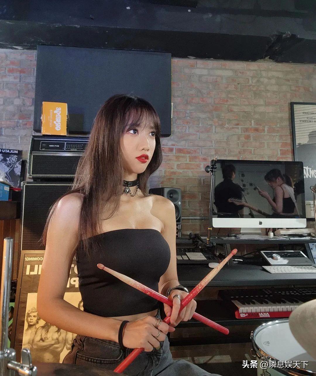 啦啦队鼓手,啦啦队系列