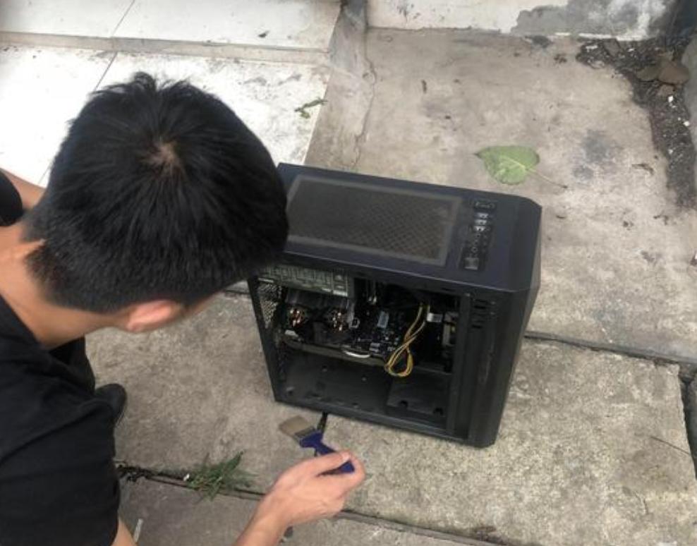 电脑清灰一般需要多久时间,笔记本电脑有必要清灰保养吗