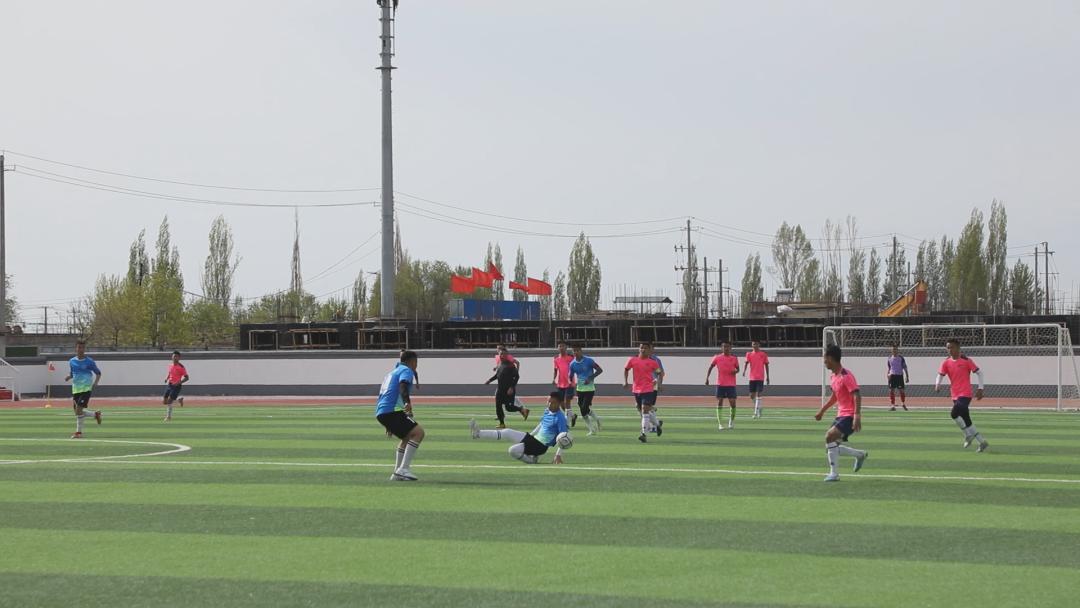 新疆青少年校园足球联赛初中组,塔城市中小学足球比赛