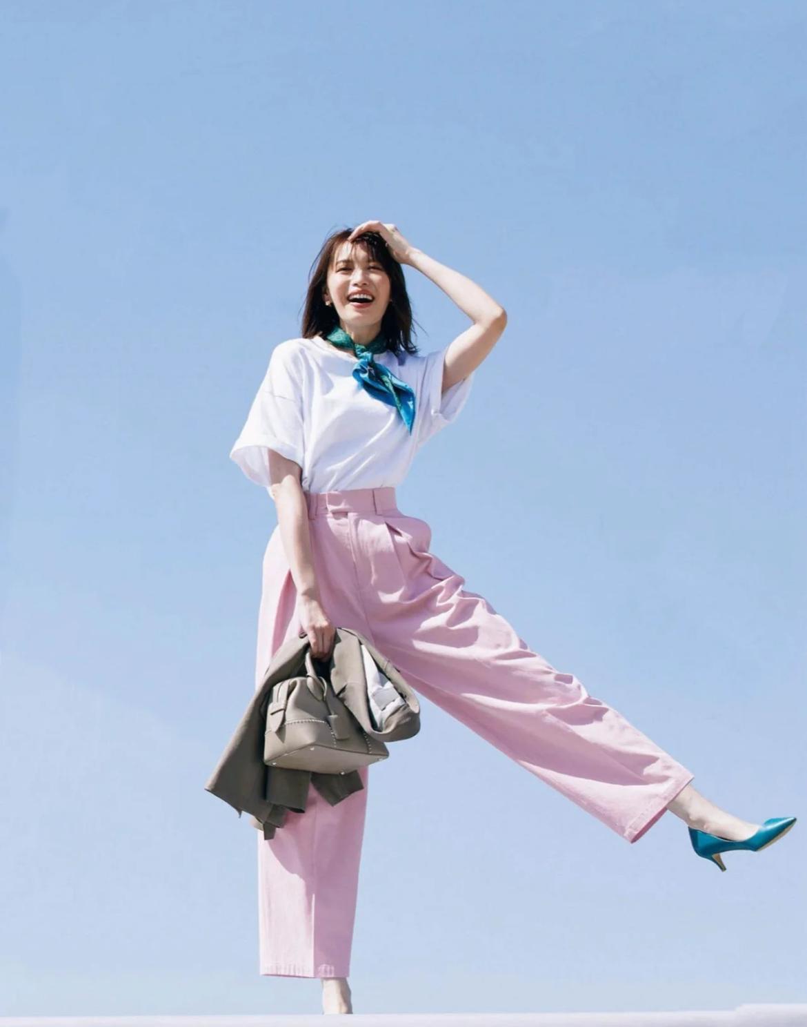 今年流行的马卡龙裤,马卡龙高腰裤穿搭