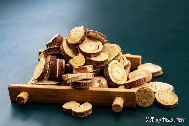 白芍补肝的食疗药膳,白芍养肝配方