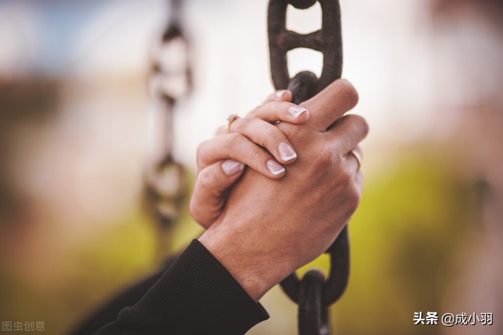 如果男人伤害了你你会怎么做,如果一个男人伤害了你的句子