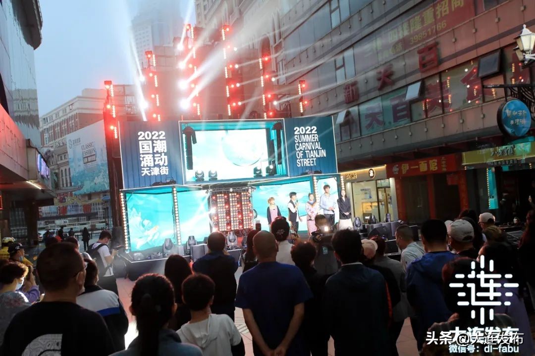 近日刷爆朋友圈的视频,真实的天津街