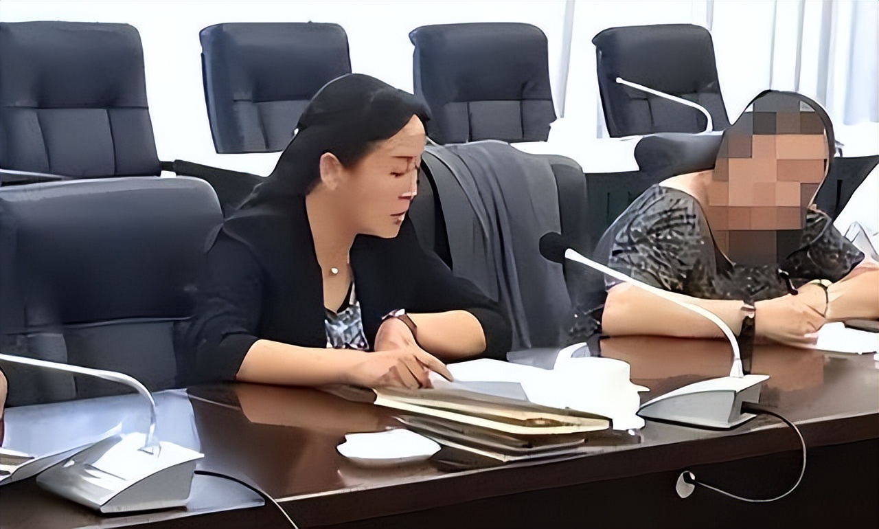 云南女行长受贿一案,女副行长受贿810亿被抓