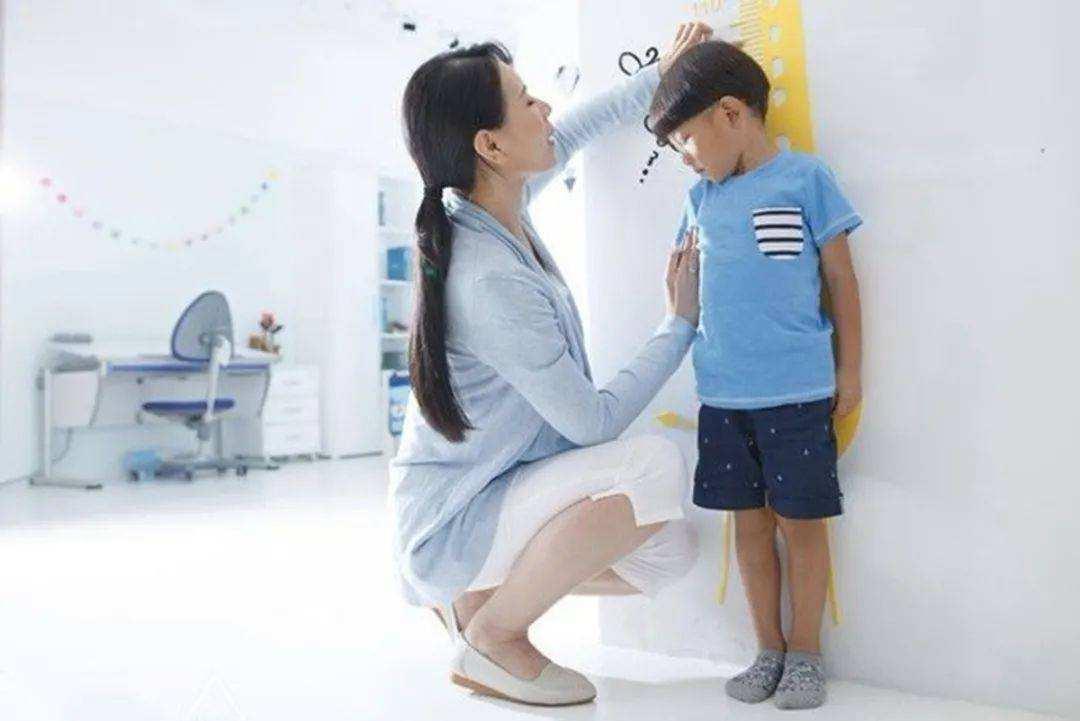 儿童身高标准表你家孩子达标了吗,最新中国0-18岁儿童身高标准表