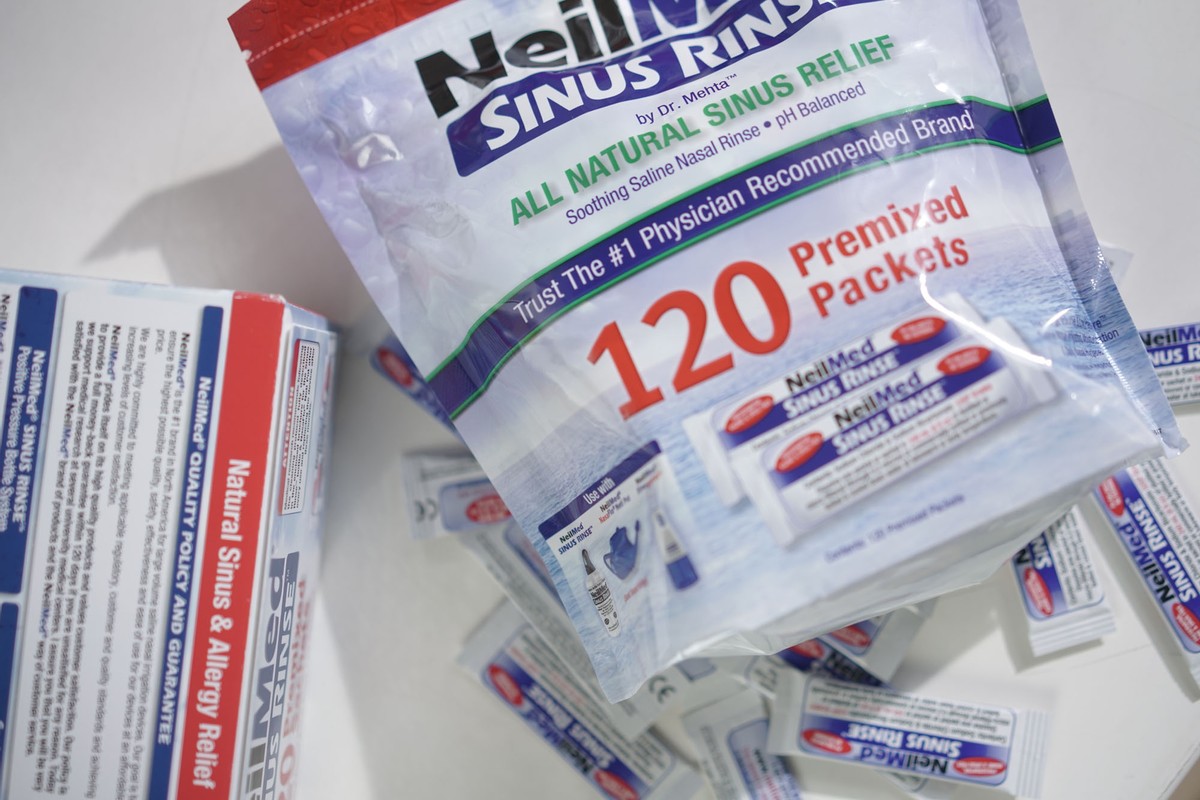 空气干燥鼻子出血丝吃什么药,空气特别干燥鼻子难受喝什么