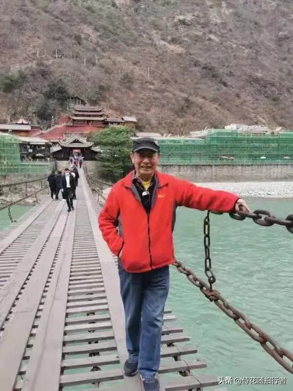 有关玉兔的推文,中国玉兔号航天新闻评述