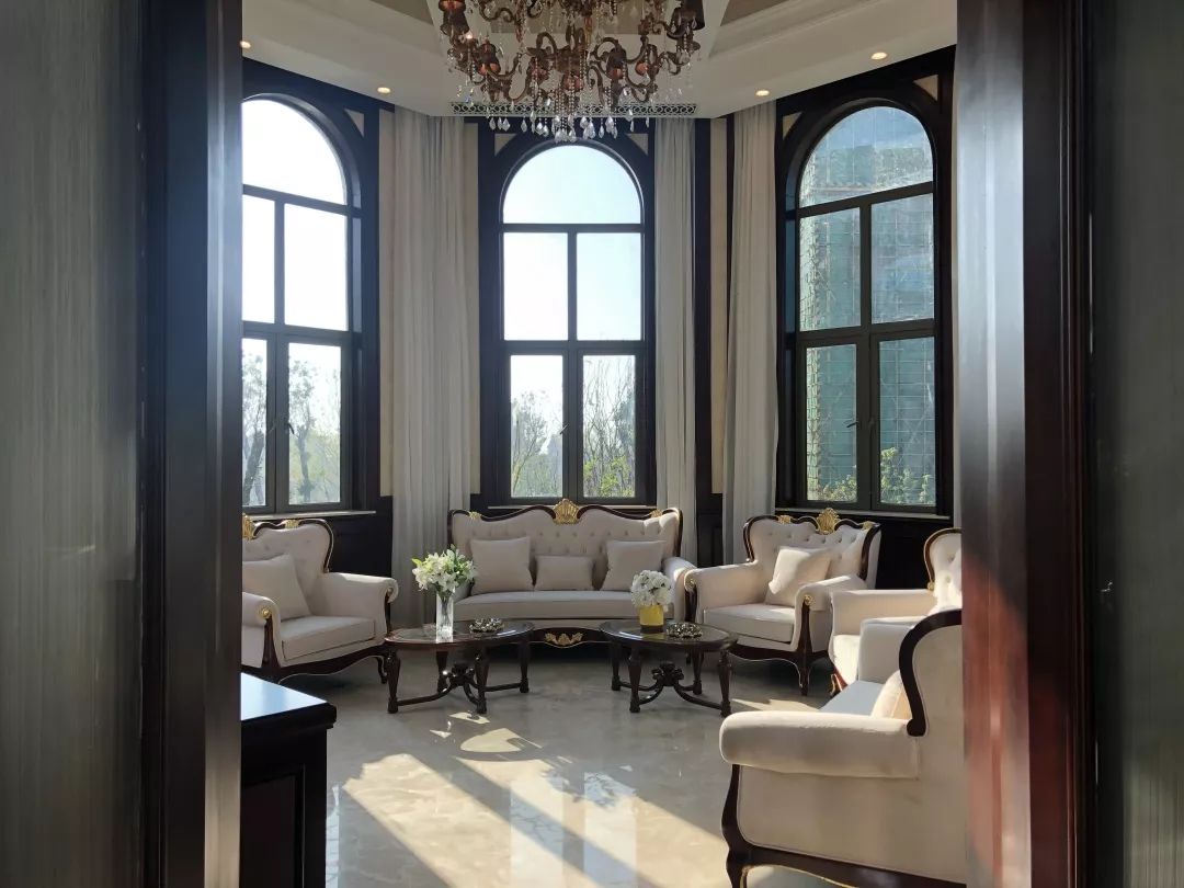 武汉恒大翡翠华庭铂金会所,恒大铂金会所是什么