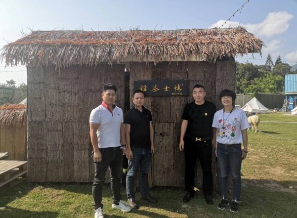 博士茶馆创始人,博士茶馆张铭照片
