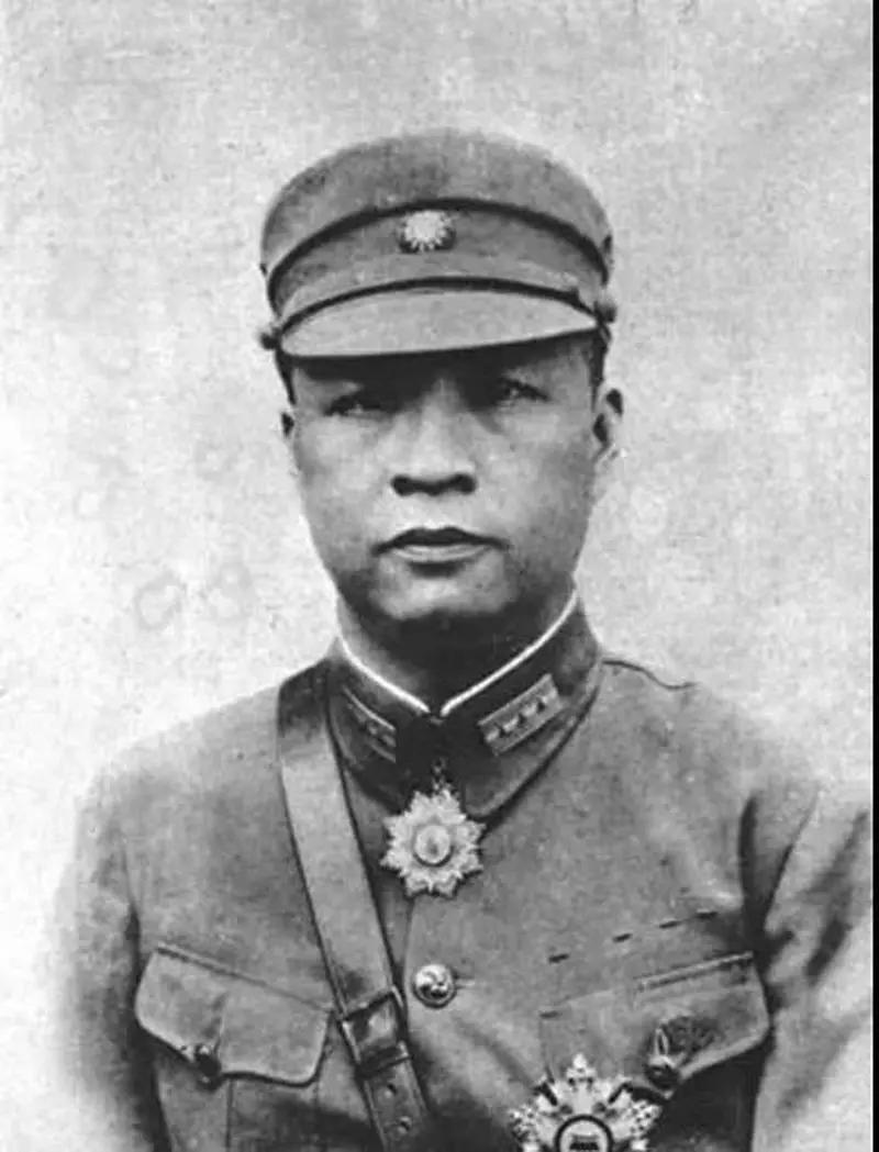 民国军阀史之粤系：广东独立另立中央？把老蒋都逼下台的南天王